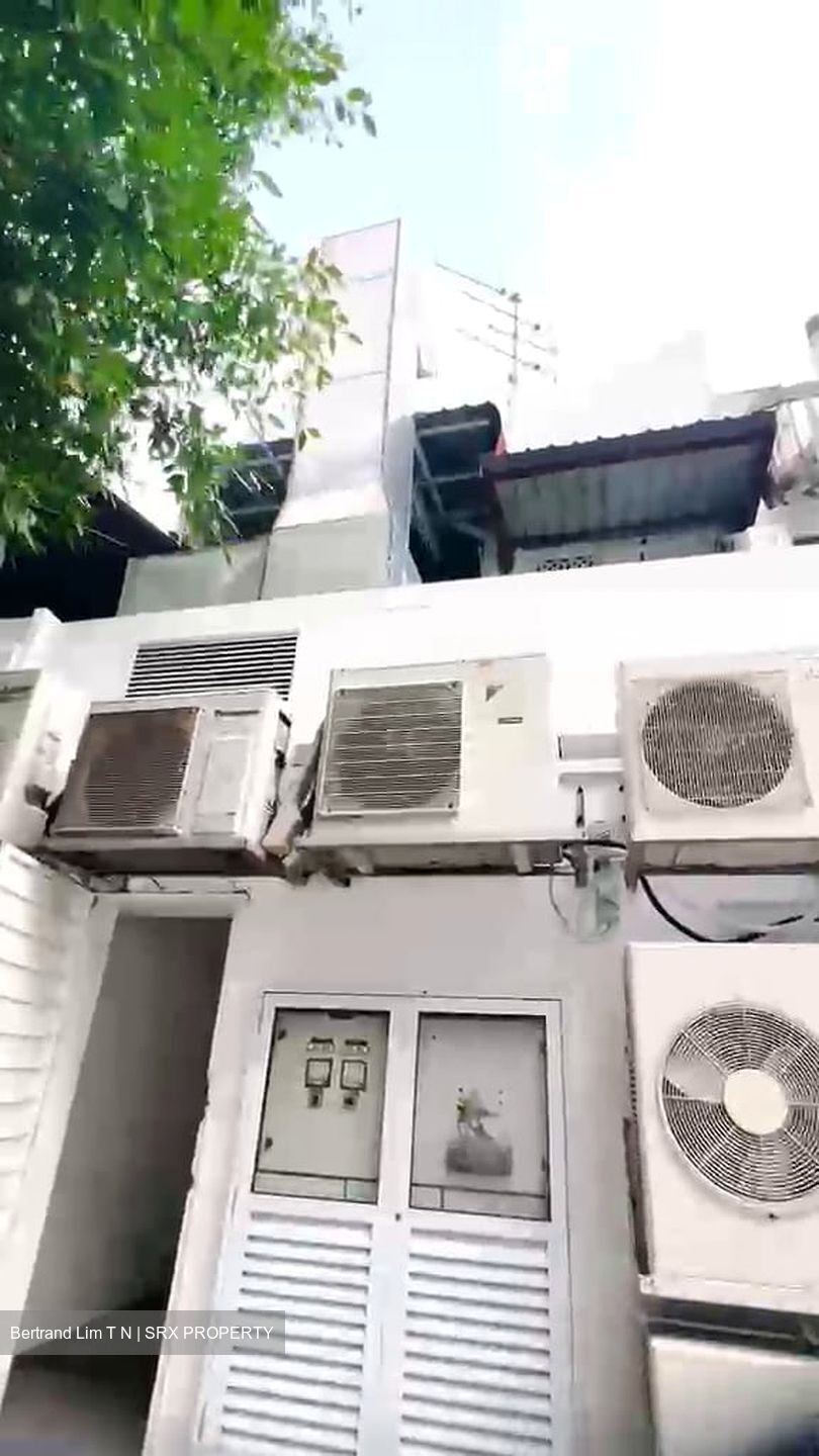 Tanjong Katong Road (D15), Retail #552874071